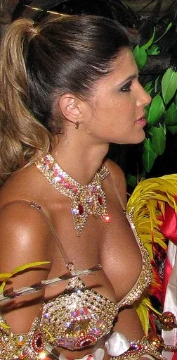 Danielle Souza