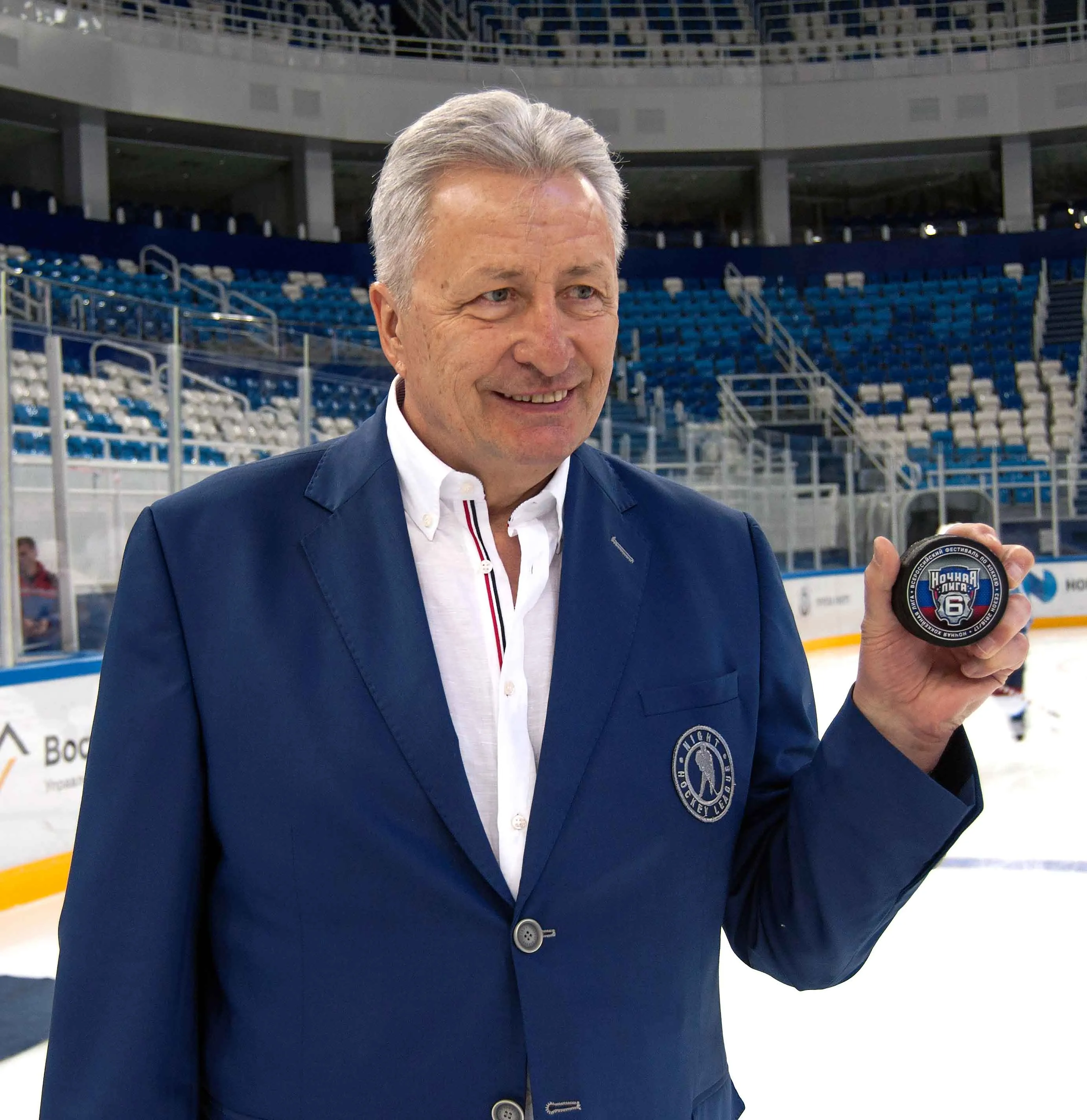 Александр Якушев