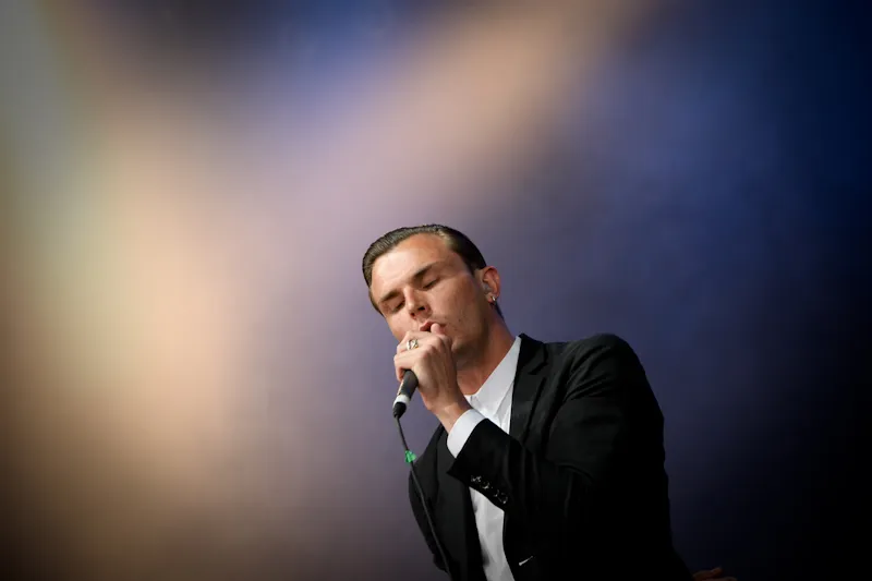 Theo Hutchcraft