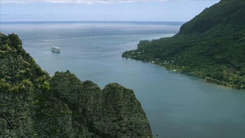 Moorea, Aerial view of the island, cruise ship in Opunohu Bay