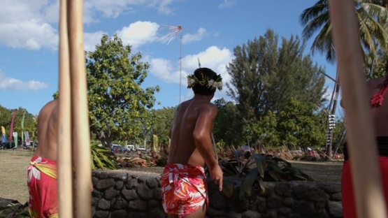 Heiva Tahiti, Traditional sports of Polynesia, Men throwing javelin to the target during traditional contest