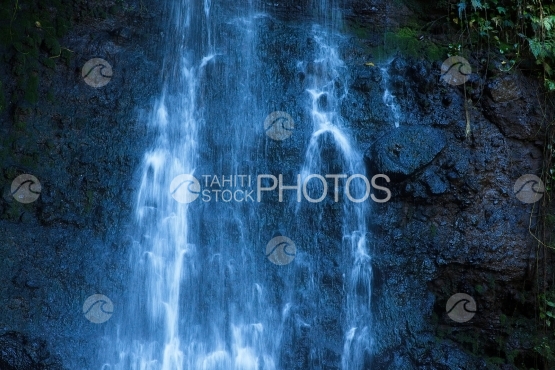 Tahiti, waterfall