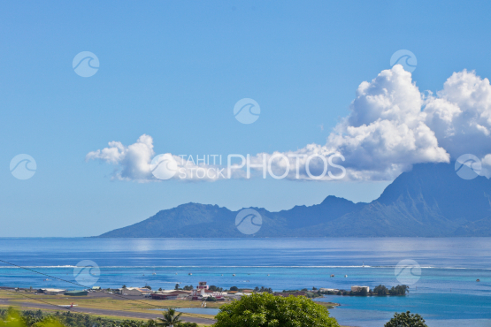 Moorea shot from Tahiti, panoramic view