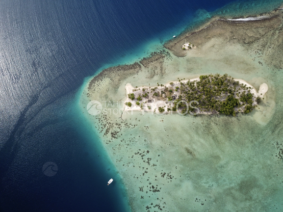 Tahaa, aerial shot of the pass and islands