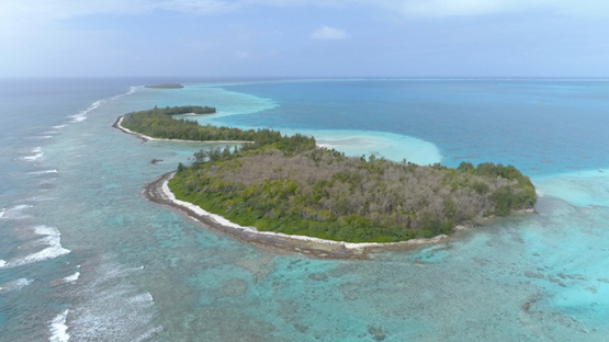Tubuai, aerial view of the islet Motu Roa and Motu Toena, 4K UHD