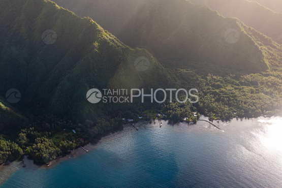 Tahiti, aerial view of the coast of Tahiti Iti