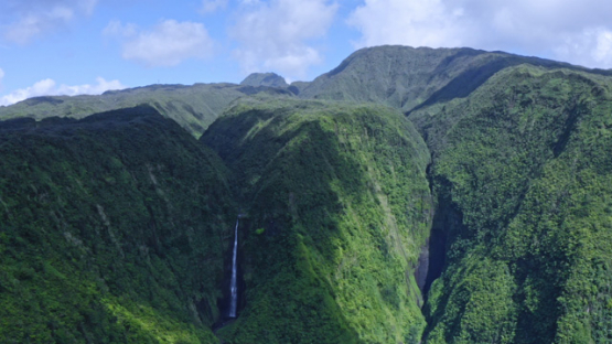 Tahiti, Hitiaa valley, aerial view by drone of the waterfall Fara Ura, 2K7