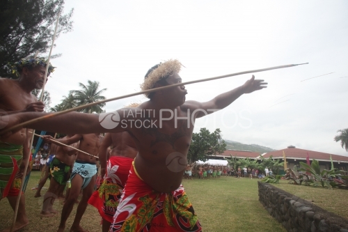 Tahitian and Traditional Spear Contest, Lanceurs de Javelots Traditionnels Polynésiens