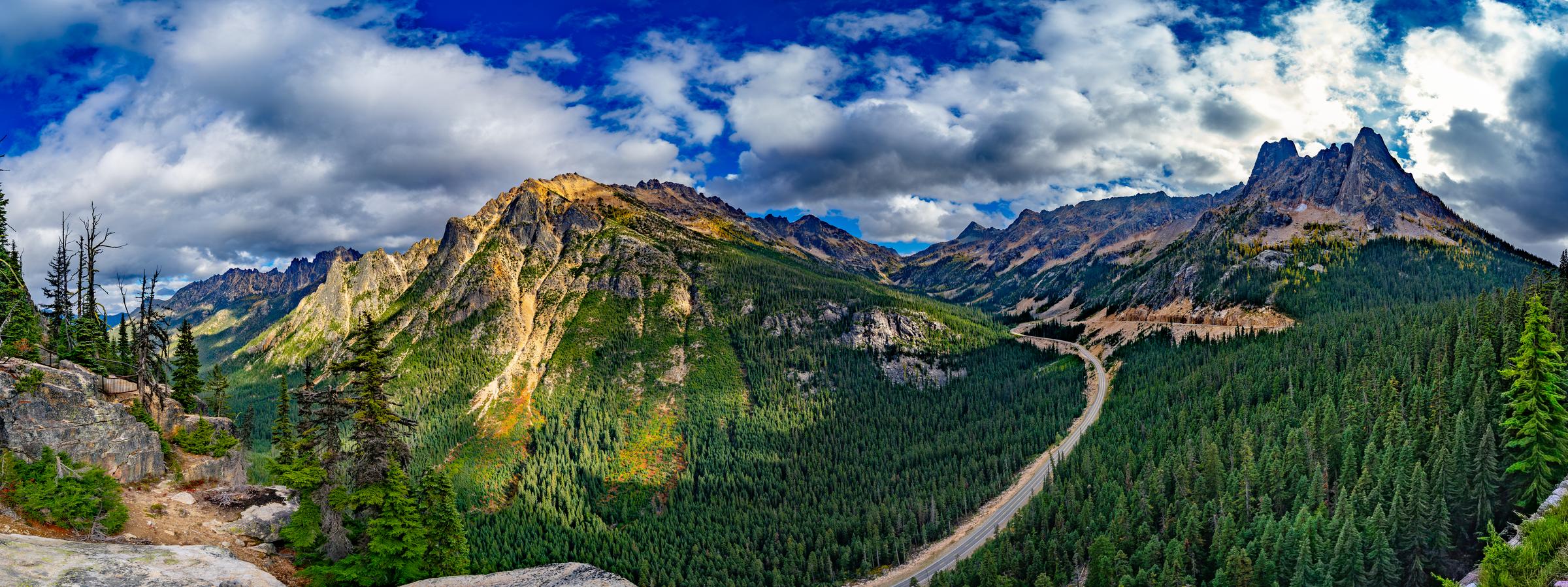 Mountain Valley Panorama North Cascades Washington State United States