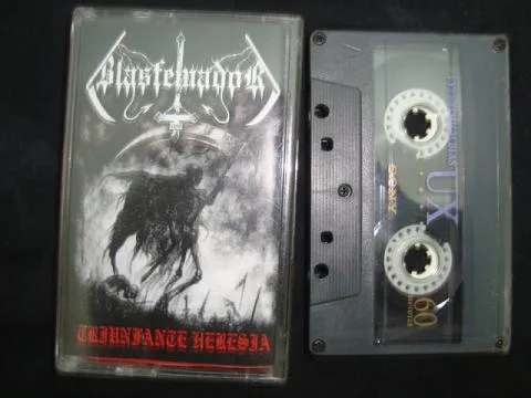 Triunfante Heresia cover