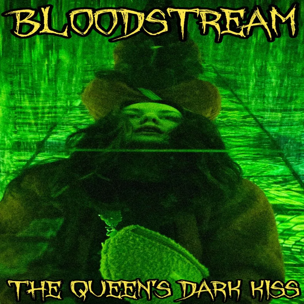The Queen's Dark Kiss cover