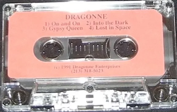 Dragonne cover