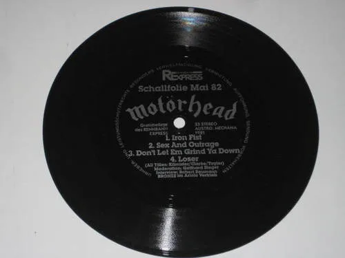 Schallfolie Mai 82 cover