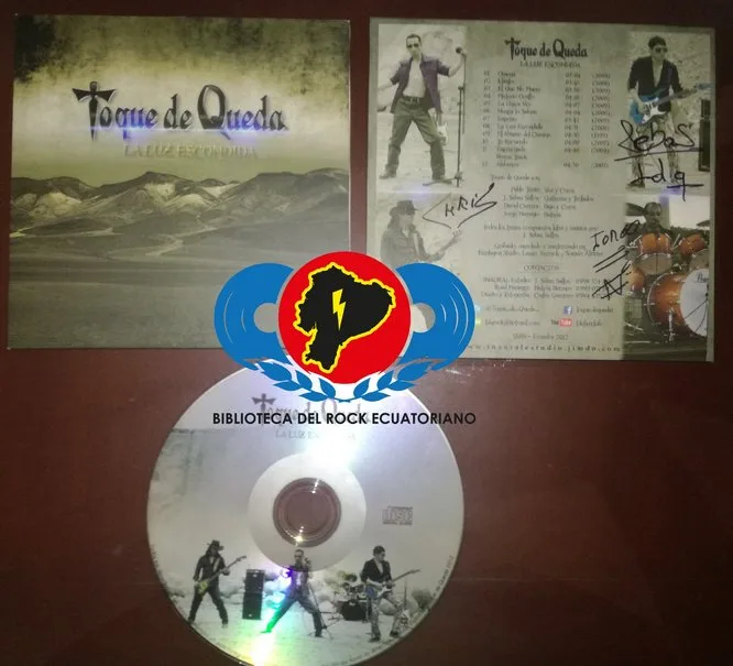 La luz escondida cover