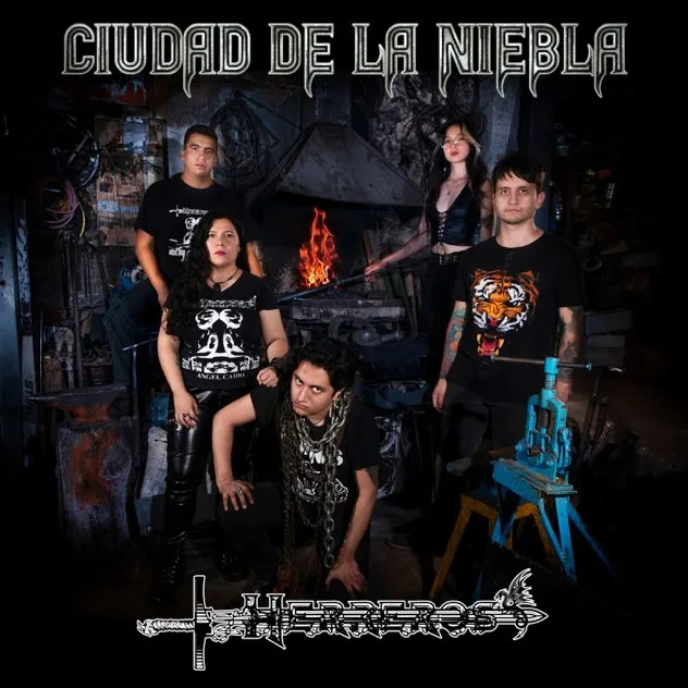 Ciudad de la niebla cover