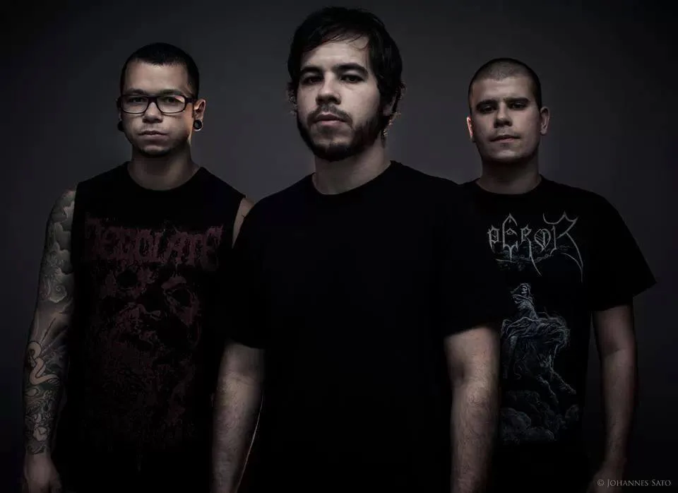 Degolate