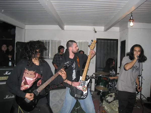 Dissilience