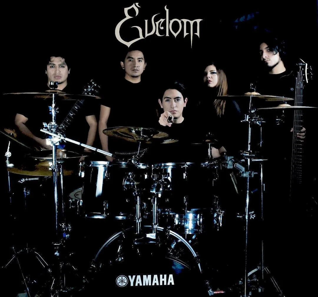 Évelom