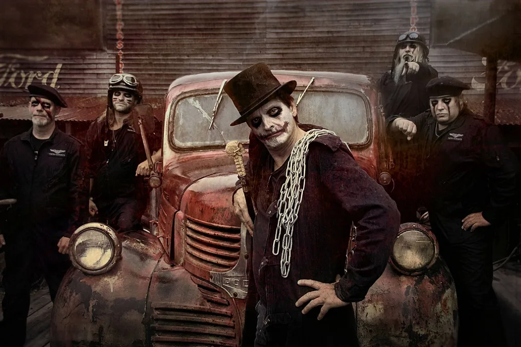 Freaks and Clowns