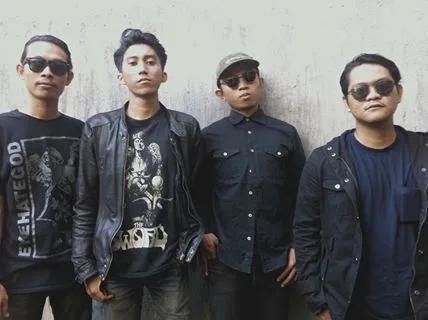 Gagak Rimang Stoned