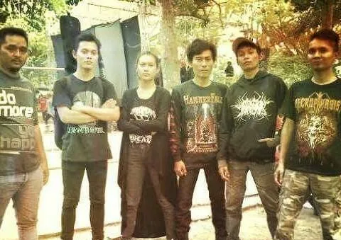 Garis Putih