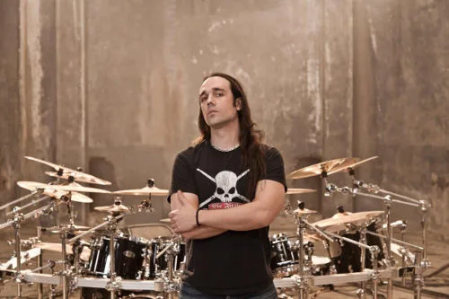 George Kollias