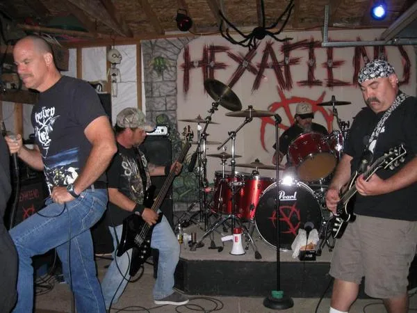 Hexafiend