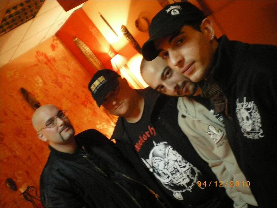 Infest