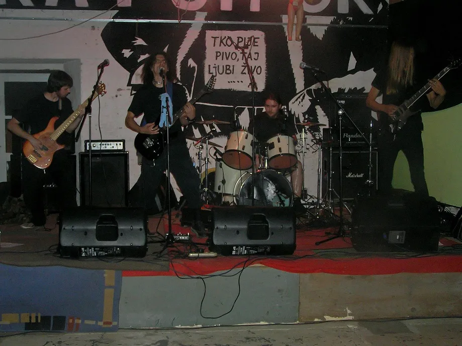 Mortus