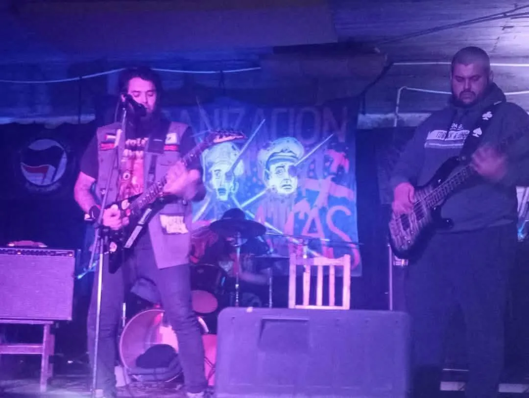 Moshing da Law