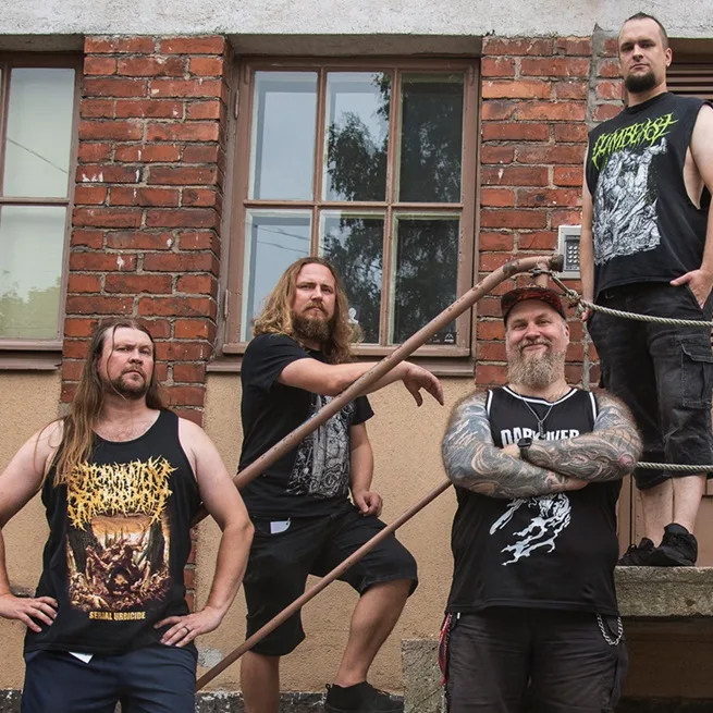 Putrid Defecation