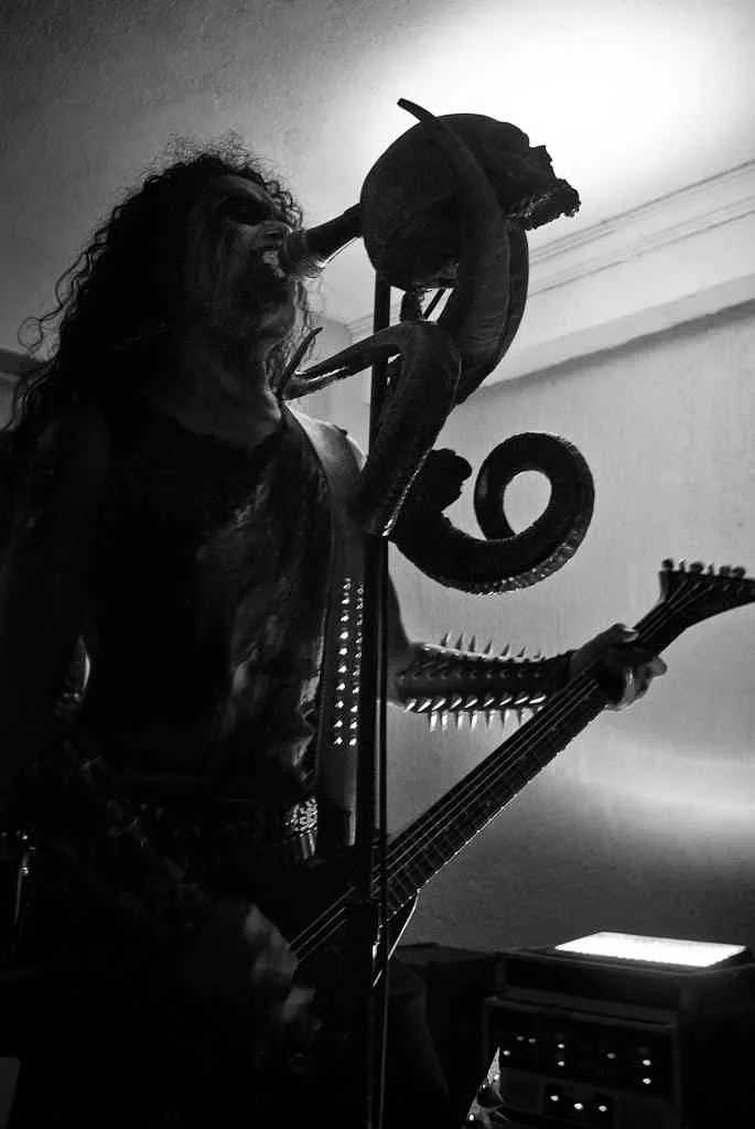 Sataniset