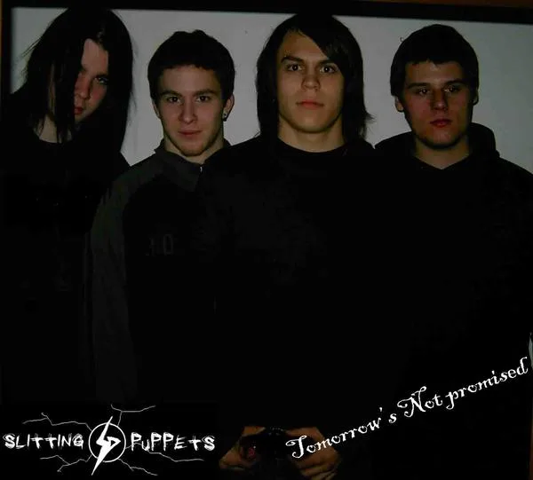 Slitting Puppets