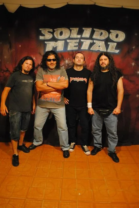 Solido Metal