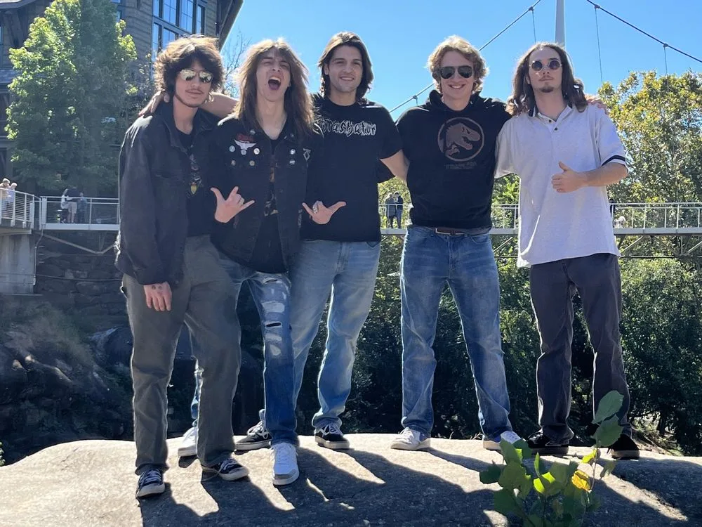 Thrashator