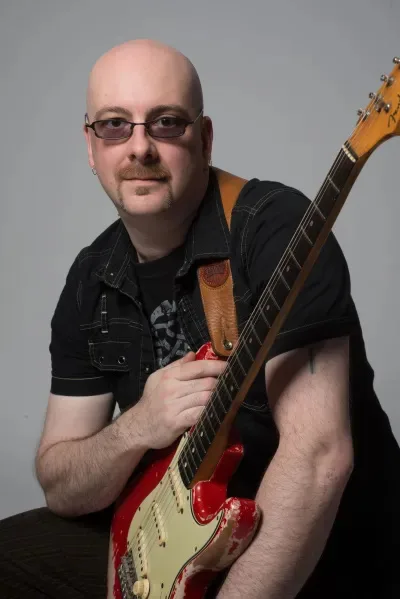 Warren Robert