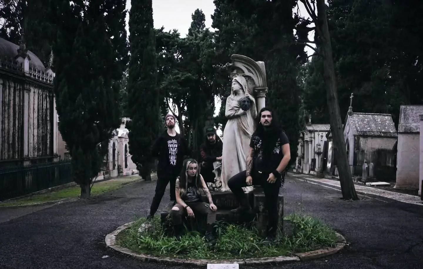 Sacrosanta Decadencia Occidental