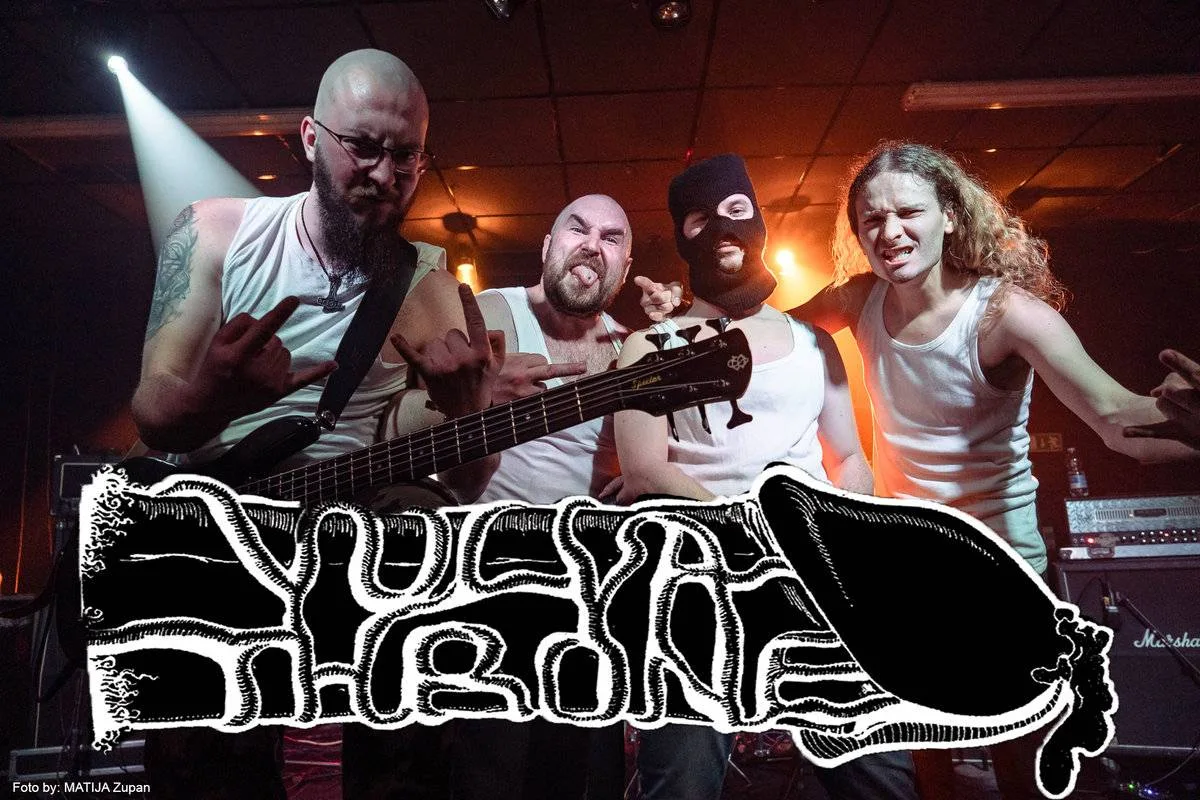Vulvathrone